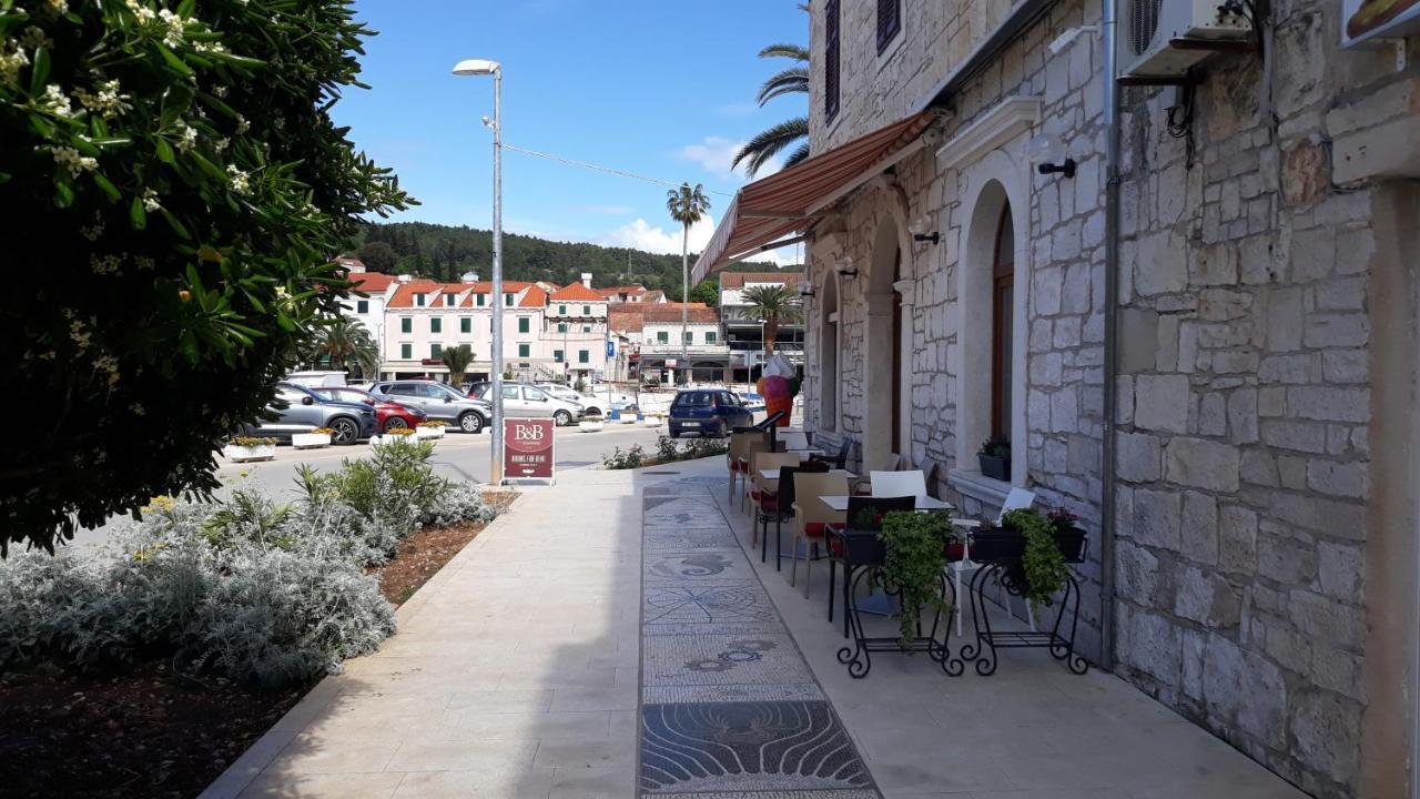 B&B Vela Luka Exteriör bild